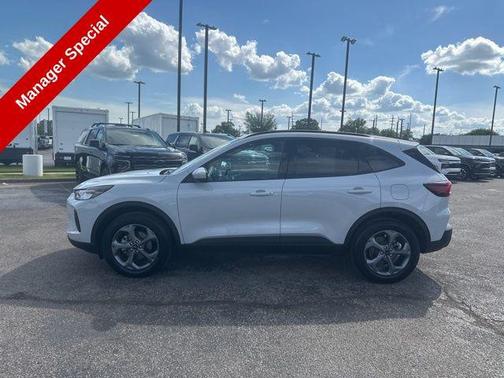 SPACE SILVER METALLIC 2025 Ford Escape ST-Line Select