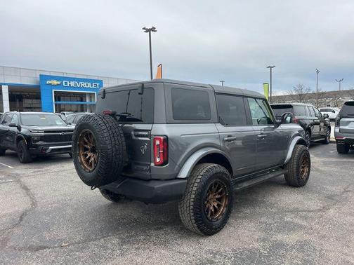 2024 Ford Bronco Outer Banks