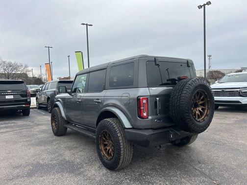 2024 Ford Bronco Outer Banks