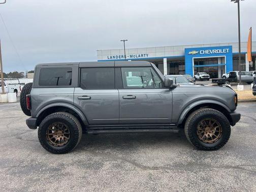 2024 Ford Bronco Outer Banks