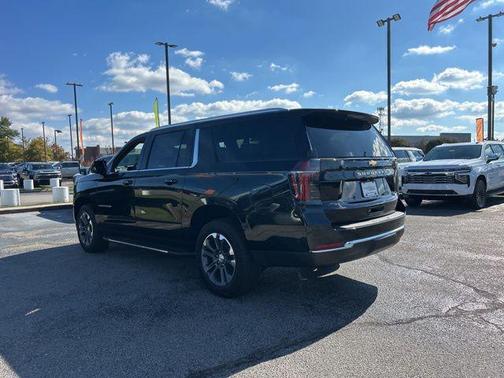 2026 Chevrolet Suburban LS