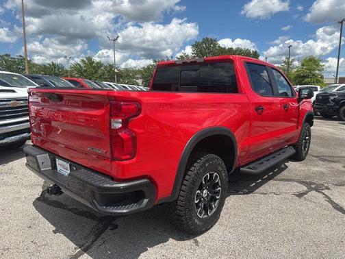 2025 Chevrolet Silverado 1500 ZR2