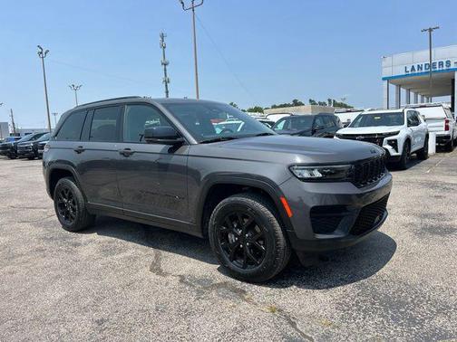 Baltic Gray Metallic Clearcoat 2024 Jeep Grand Cherokee Altitude