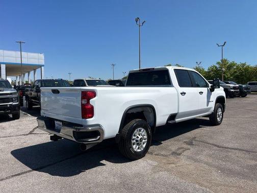 Summit White 2026 Chevrolet Silverado 2500 WT