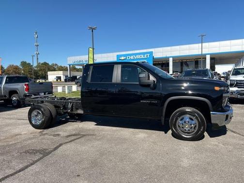 2026 Chevrolet Silverado 3500 LT