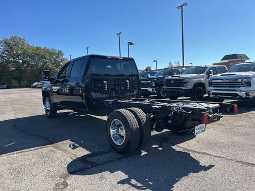 2026 Chevrolet Silverado 3500 LT