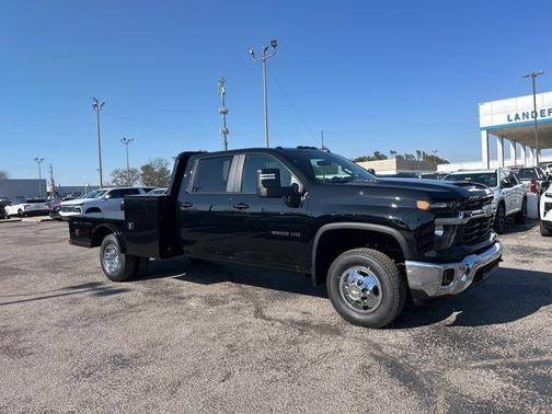 2026 Chevrolet Silverado 3500 LT