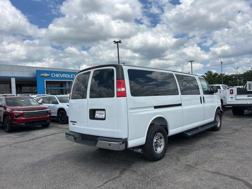 Summit White 2025 Chevrolet Express 3500 RWD 3500 Extended Wheelbase WT