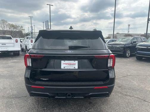 AGATE BLACK METALLIC 2025 Ford Explorer ST-Line