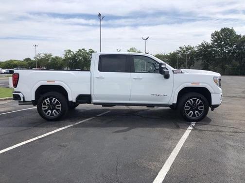 2022 GMC Sierra 2500 AT4