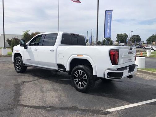 2022 GMC Sierra 2500 AT4