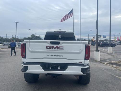 2022 GMC Sierra 2500 AT4