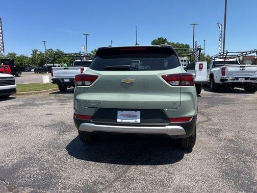 Cacti Green 2026 Chevrolet Trailblazer LT