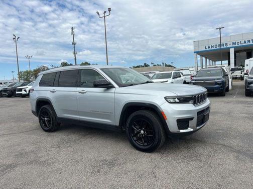 2023 Jeep Grand Cherokee L Laredo