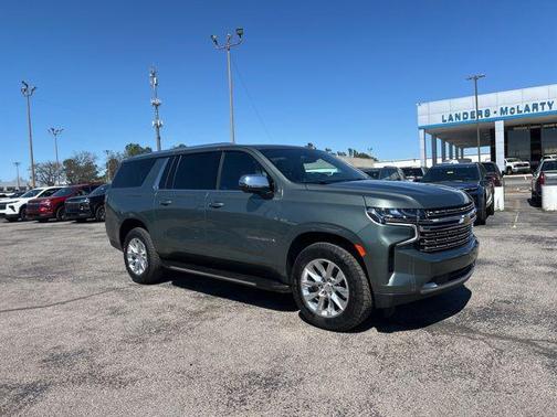 2023 Chevrolet Suburban Premier