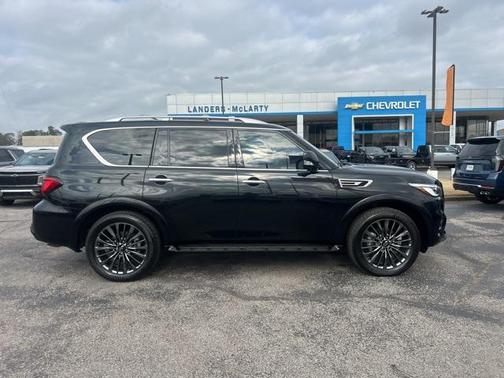 2024 INFINITI QX80 SENSORY AWD