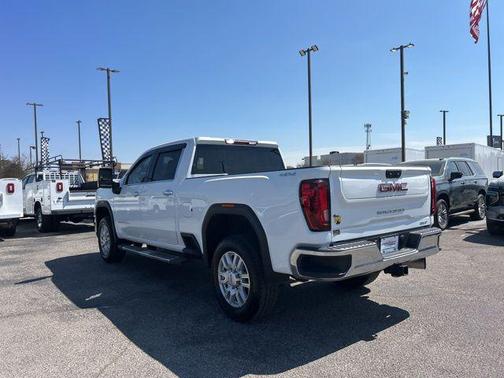 2022 GMC Sierra 3500 SLT
