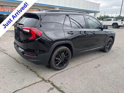 Ebony Twilight Metallic 2024 GMC Terrain SLT