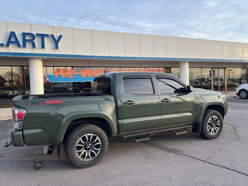 2022 Toyota Tacoma TRD Sport