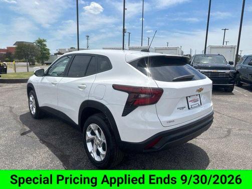 Summit White 2026 Chevrolet Trax LS