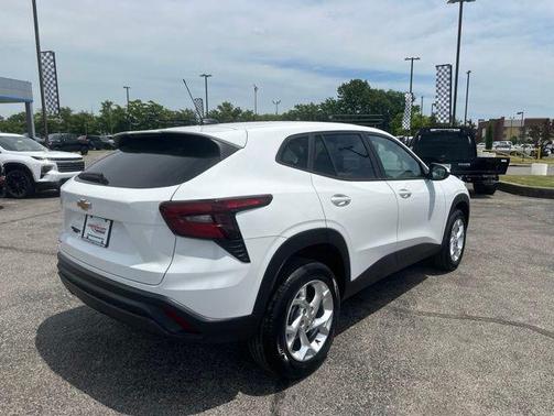 Summit White 2026 Chevrolet Trax LS