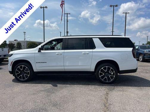 Summit White 2026 Chevrolet Suburban RST