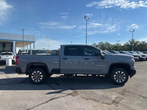 2025 Chevrolet Silverado 2500 Custom