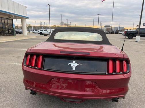 2015 Ford Mustang V6