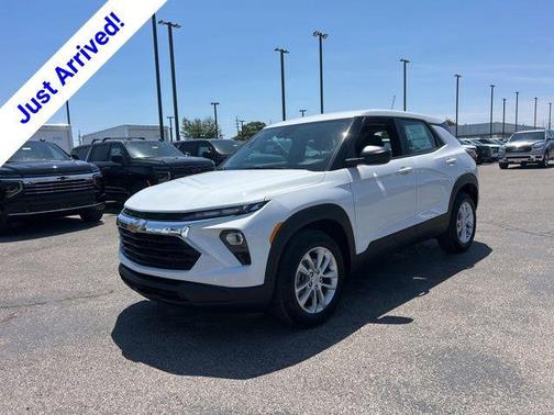 Summit White 2026 Chevrolet Trailblazer LS