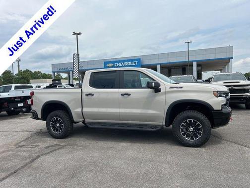 White Sands 2026 Chevrolet Silverado 1500 ZR2