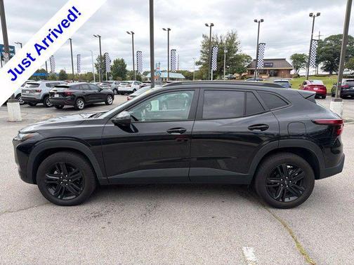 Mosaic Black Metallic 2024 Chevrolet Trax FWD ACTIV