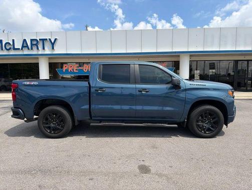 Lakeshore Blue Metallic 2024 Chevrolet Silverado 1500 Custom