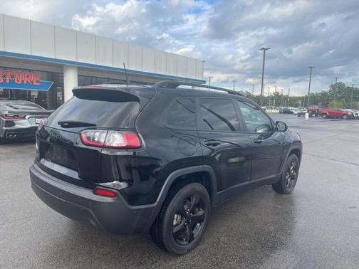 2023 Jeep Cherokee Altitude