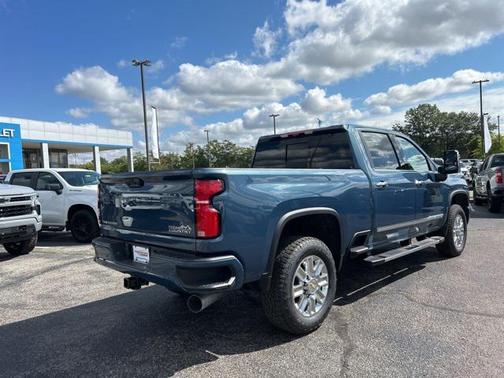 2025 Chevrolet Silverado 2500 High Country