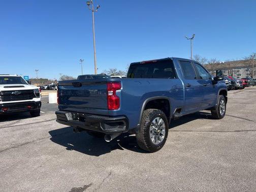 2026 Chevrolet Silverado 2500 Custom