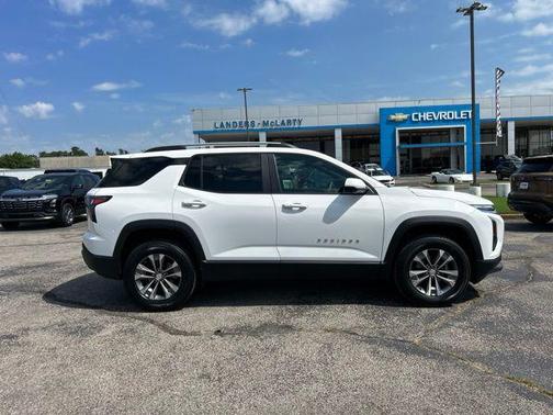 Summit White 2025 Chevrolet Equinox 1LT