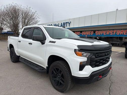 2023 Chevrolet Silverado 1500 Custom Trail Boss