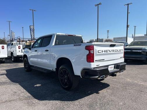 2023 Chevrolet Silverado 1500 Custom Trail Boss