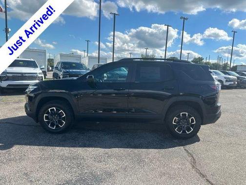 Mosaic Black Metallic 2026 Chevrolet Equinox FWD ACTIV