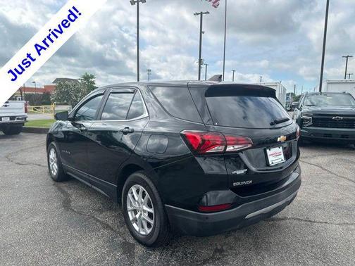 Mosaic Black Metallic 2022 Chevrolet Equinox 1LT