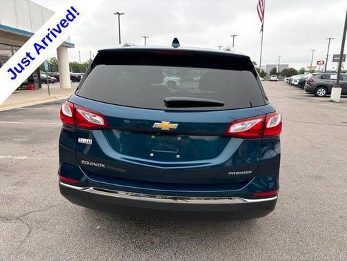 Pacific Blue Metallic 2019 Chevrolet Equinox Premier