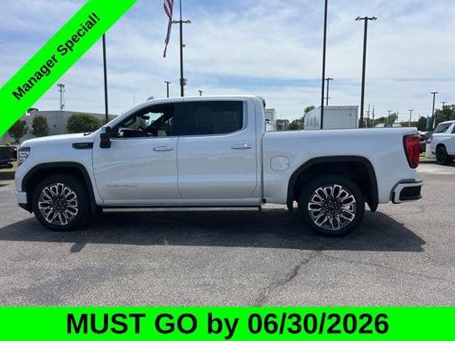 White Frost Tricoat 2023 GMC Sierra 1500 Denali Ultimate