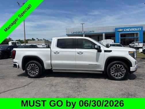 White Frost Tricoat 2023 GMC Sierra 1500 Denali Ultimate