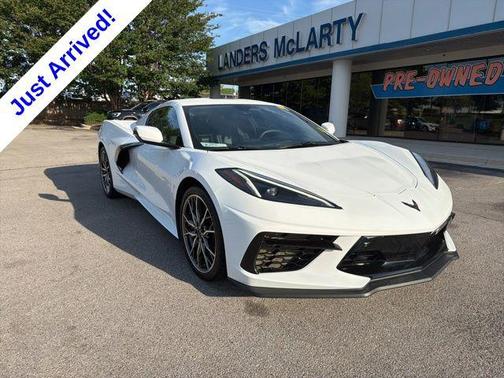 Arctic White 2025 Chevrolet Corvette Stingray w/2LT