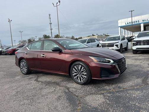 2024 Nissan Altima 2.5 SV