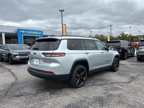 2023 Jeep Grand Cherokee L Altitude