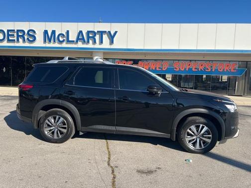 2024 Nissan Pathfinder SL 4WD