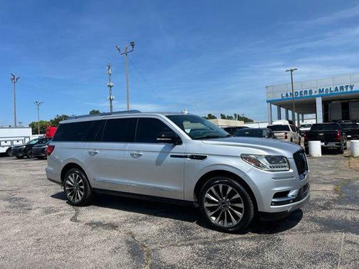 Ingot Silver Metallic 2019 Lincoln Navigator L Select
