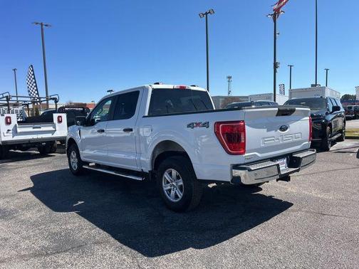 OXFORD WHITE 2021 Ford F-150 XLT