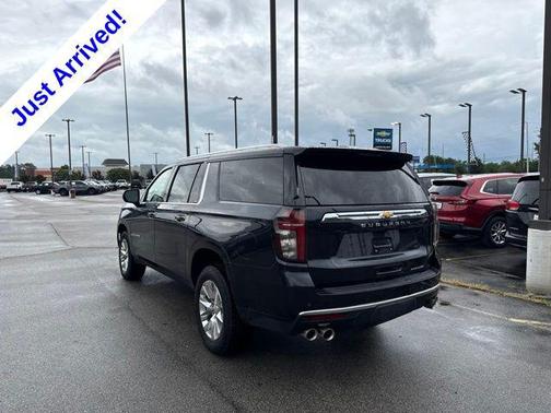 Dark Ash Metallic 2023 Chevrolet Suburban Premier